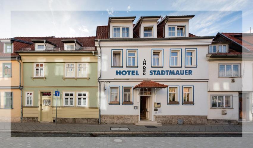 Muehlhaeuser Hof Und Stadtmauer Мюльгаузен Екстер'єр фото