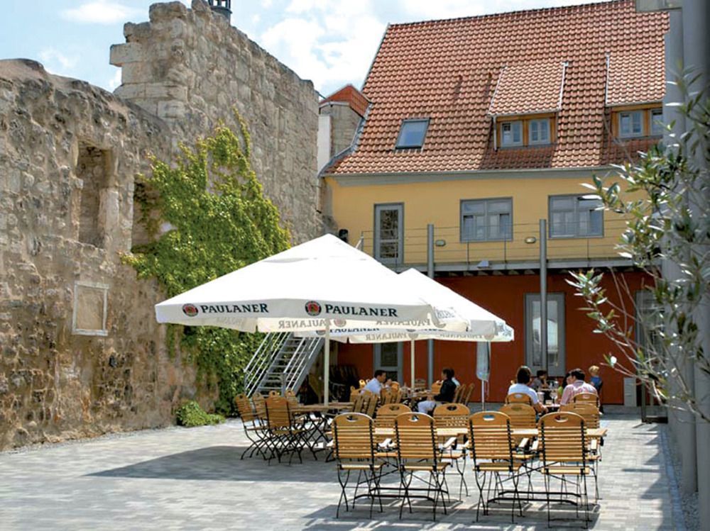 Muehlhaeuser Hof Und Stadtmauer Мюльгаузен Екстер'єр фото